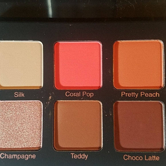 Violet Voss Other - Violet Voss 6 Color Eyeshadow Palette